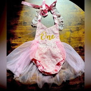 One year old birthday, girls one piece - tutu outfit. Size: 12M.